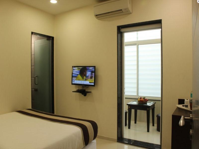 Oyo 16703 Hotel The Platinum Calcutta Eksteriør billede