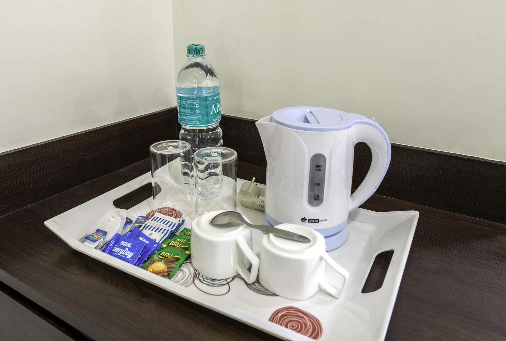 Oyo 16703 Hotel The Platinum Calcutta Eksteriør billede